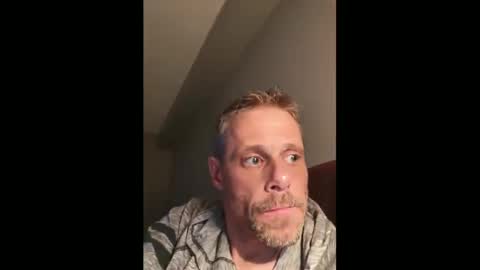 Snapshot of swontguy2025 chatting on December 10, 6:44 am swontguy2025 online show from December 10, 6:44 am