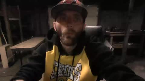 Snapshot of swovey chatting on October 27, 7:12 am swovey online show from October 27, 7:12 am