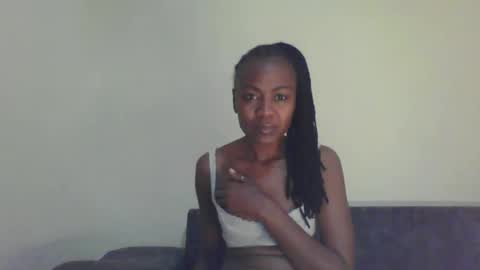Snapshot of swtebony1 chatting on February 4, 10:34 pm ALICIA online show from February 4, 10:34 pm