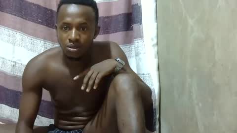 Snapshot of swthairy_dick chatting on June 23, 9:13 pm swthairy_dick online show from June 23, 9:13 pm