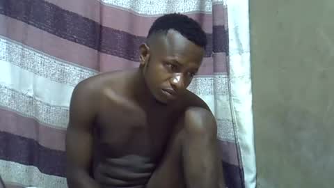 Snapshot of swthairy_dick chatting on June 26, 2:49 am swthairy_dick online show from June 26, 2:49 am