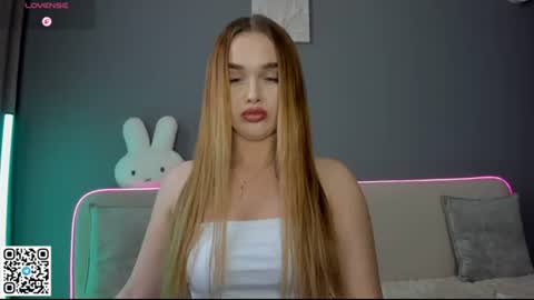 Ana online show from June 19, 1:54 am