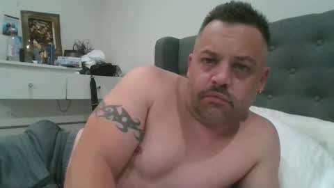 Snapshot of sxylegsturnmeon chatting on March 3, 3:23 am sxylegsturnmeon online show from March 3, 3:23 am