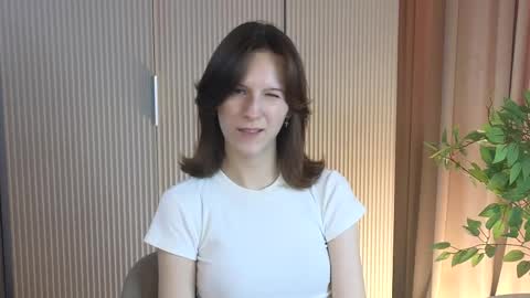 Snapshot of sybilkoepf chatting on May 15, 1:18 pm Christine or just Chris online show from May 15, 1:18 pm