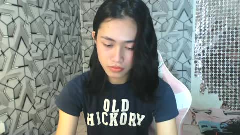 sydnyxox1 online show from June 20, 9:06 pm