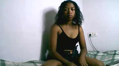 Snapshot of syliaah chatting on November 27, 2:57 am syliaah online show from November 27, 2:57 am