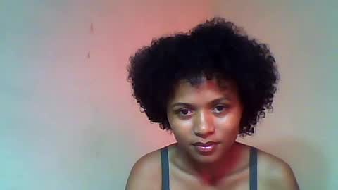 Snapshot of sylvaniah01 chatting on May 18, 8:09 am sylvaniah01 online show from May 18, 8:09 am