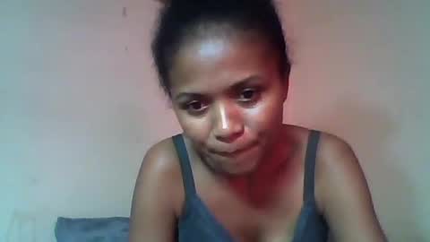 Snapshot of sylvaniah01 chatting on May 19, 5:58 am sylvaniah01 online show from May 19, 5:58 am