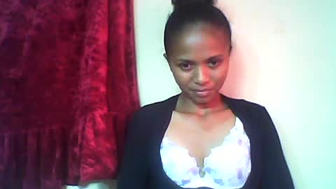 Snapshot of sylvaniah01 chatting on May 20, 7:03 am sylvaniah01 online show from May 20, 7:03 am