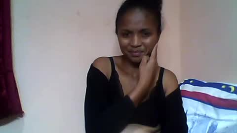 Snapshot of sylvaniah01 chatting on May 22, 7:41 pm sylvaniah01 online show from May 22, 7:41 pm