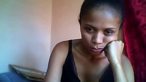 Snapshot of sylvaniah01 chatting on June 3, 7:22 am sylvaniah01 online show from June 3, 7:22 am
