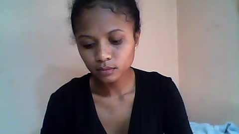 Snapshot of sylvaniah01 chatting on June 13, 7:28 am sylvaniah01 online show from June 13, 7:28 am