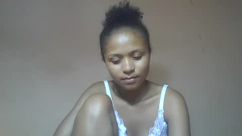 Snapshot of sylvaniah01 chatting on July 6, 3:14 pm sylvaniah01 online show from July 6, 3:14 pm