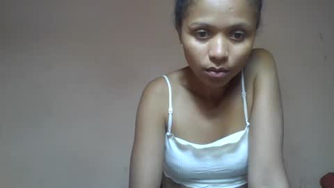Snapshot of sylvaniah01 chatting on July 9, 8:13 pm sylvaniah01 online show from July 9, 8:13 pm