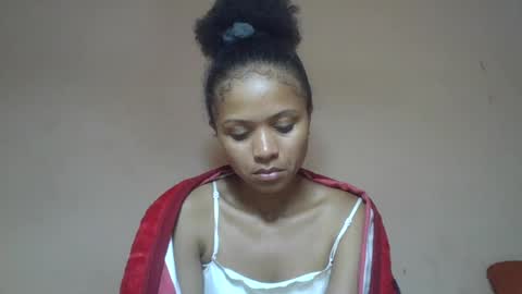 Snapshot of sylvaniah01 chatting on July 11, 10:11 pm sylvaniah01 online show from July 11, 10:11 pm