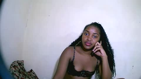 sylviasexy27 online show from December 3, 4:17 pm