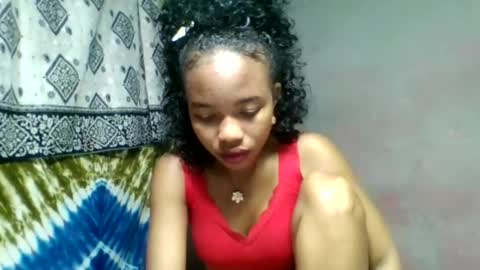 Sylviette online show from May 27, 11:57 pm