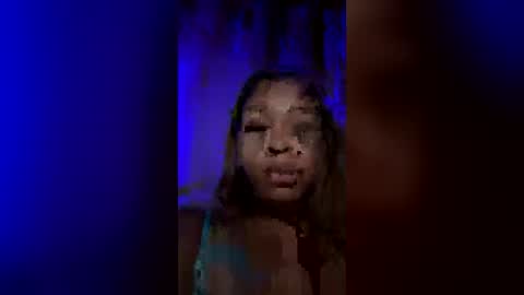 Snapshot of symicakes chatting on July 20, 5:55 am symicakes online show from July 20, 5:55 am