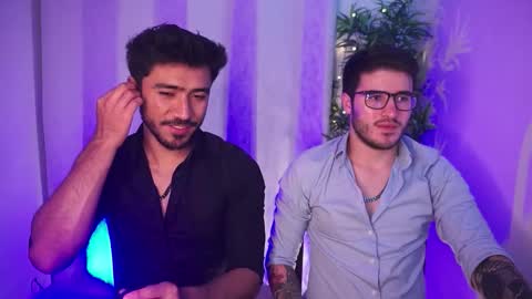 Snapshot of t0ny_wylie chatting on February 26, 9:14 pm t0ny_wylie online show from February 26, 9:14 pm