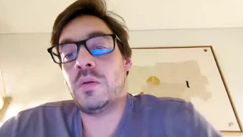 Snapshot of t_fuenzalida chatting on June 17, 2:36 am t_fuenzalida online show from June 17, 2:36 am
