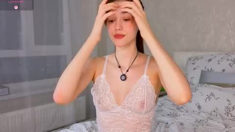 Snapshot of t_tragedienne chatting on February 1, 1:20 pm Heeey im Helena3 -- fav555100333 -- pvts only premium and after my public show 3 online show from February 1, 1:20 pm