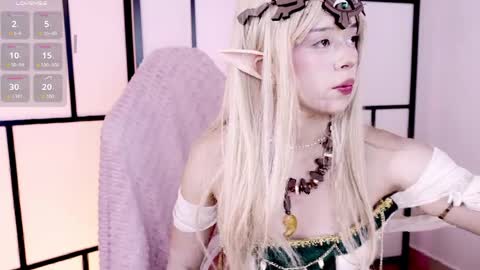 Snapshot of ta_miau chatting on April 26, 9:45 pm Nice to meet you I am Mia3 online show from April 26, 9:45 pm