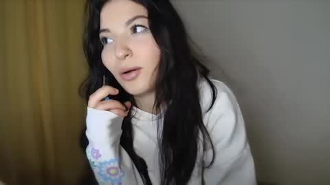 T A A H I R A online show from February 6, 10:10 pm