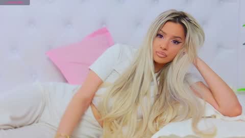 Snapshot of taahiraarabian chatting on January 29, 4:41 pm Arianna online show from January 29, 4:41 pm