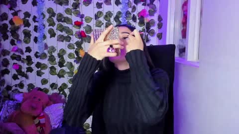 Snapshot of tabitapurple chatting on December 11, 11:08 am TABITA online show from December 11, 11:08 am