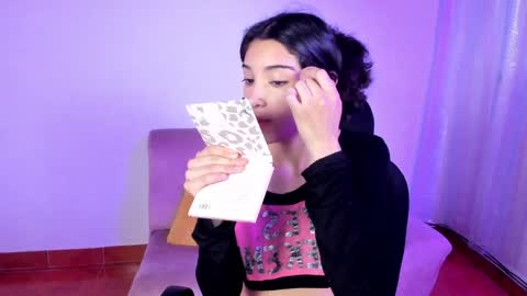 Snapshot of tabitapurple chatting on January 12, 1:05 pm TABITA online show from January 12, 1:05 pm