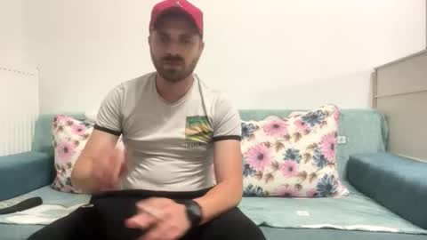 Alice online show from May 19, 6:14 pm