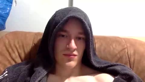 tabuo online show from September 26, 9:41 pm