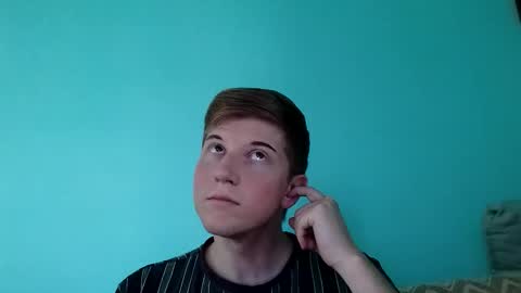 Snapshot of tacony123456 chatting on December 17, 4:13 pm collegetwinkboi online show from December 17, 4:13 pm