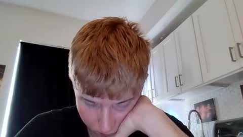 Snapshot of tacony123456 chatting on February 27, 3:34 pm collegetwinkboi online show from February 27, 3:34 pm