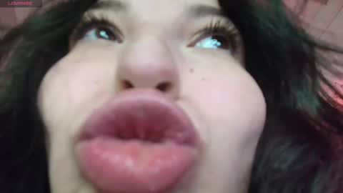 Snapshot of tahirawagner chatting on March 11, 10:21 am TahiraWagner online show from March 11, 10:21 am