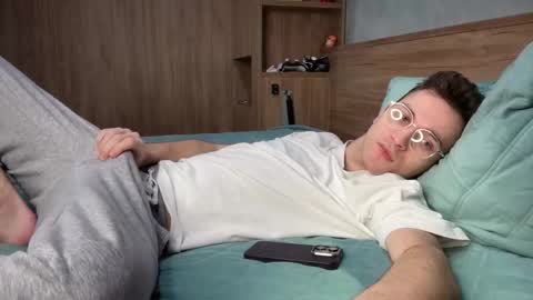 Alex online show from February 13, 10:50 pm