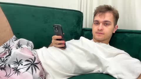 Alex online show from June 21, 8:11 pm
