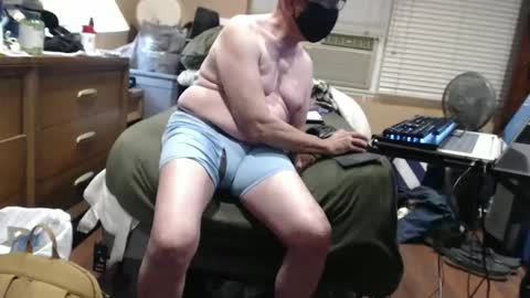 Snapshot of tailspread chatting on March 26, 6:30 am tailspread online show from March 26, 6:30 am