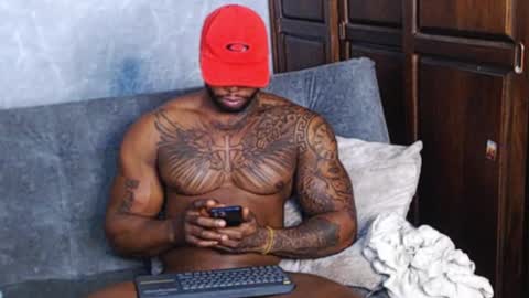 Tairon Tucke online show from January 29, 10:58 am