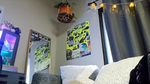 Snapshot of taishabubblebutt chatting on December 13, 6:05 pm Taishabubblebutt online show from December 13, 6:05 pm