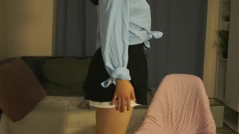 Soo Ying online show from November 13, 8:08 pm