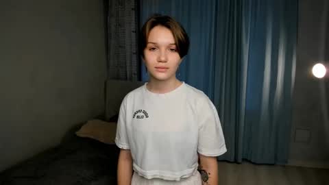 Jessi online show from February 4, 2:07 am