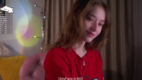 Mia online show from January 18, 1:20 am