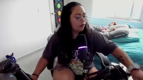  kalagr online show from November 13, 8:30 pm