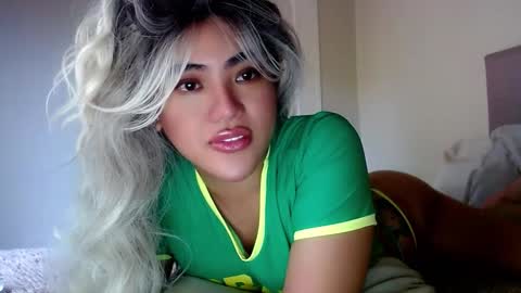 Lena online show from December 6, 7:21 am