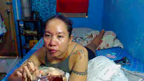 Snapshot of takemetoheavenbaby chatting on May 7, 3:23 am anne online show from May 7, 3:23 am