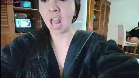 talia__velvet online show from March 31, 1:40 am