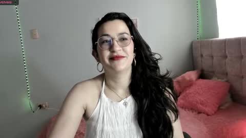 Snapshot of talia_mystic chatting on April 29, 1:37 pm Talia mia online show from April 29, 1:37 pm