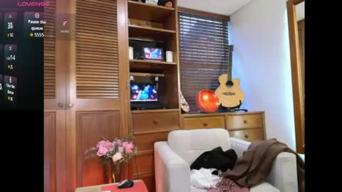 Talia peach online show from May 29, 10:46 am