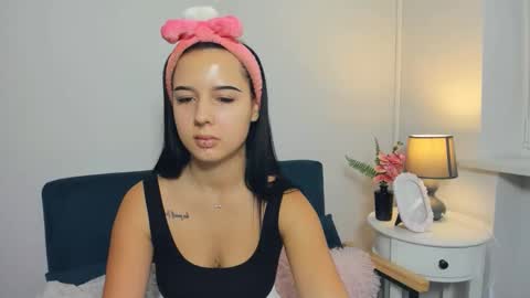 taliasensitive online show from October 16, 7:09 am